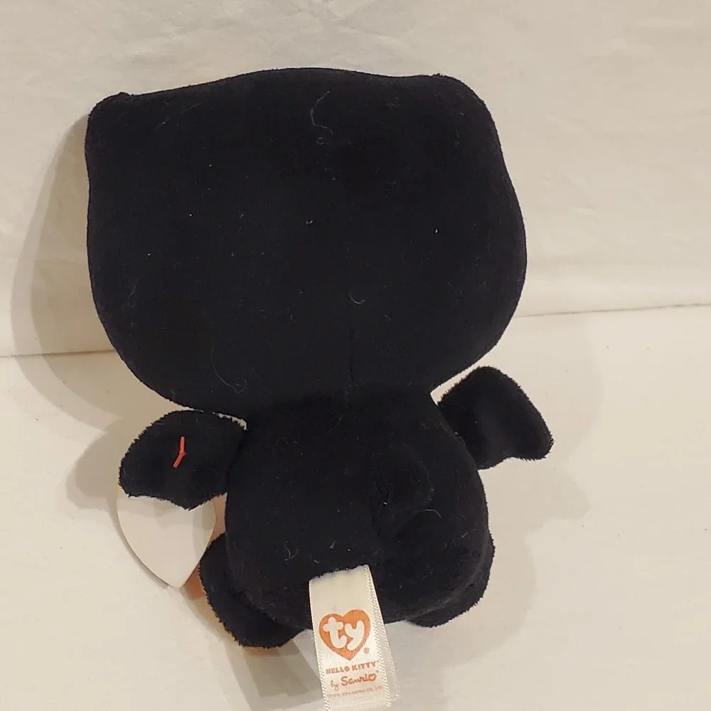 Halloween Hello Kitty Ty Plush Bat Clean. Writing On Hang Tag